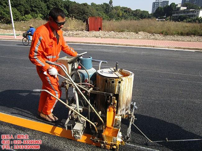 广州市路虎交通设施是一家专业生产,加工各种橡胶制品和道路